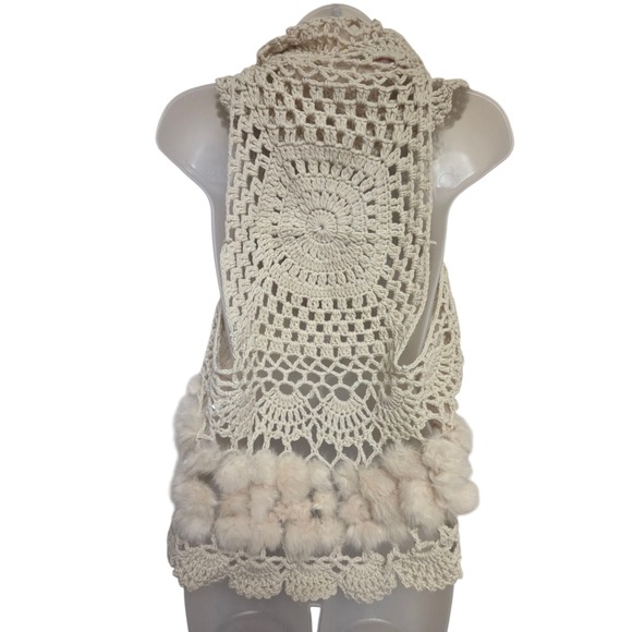 Retro 90s Crochet Vest Rabbit Fur Trim Boho Chic Hippie Vest Ivory Sleeveless - Picture 1 of 6